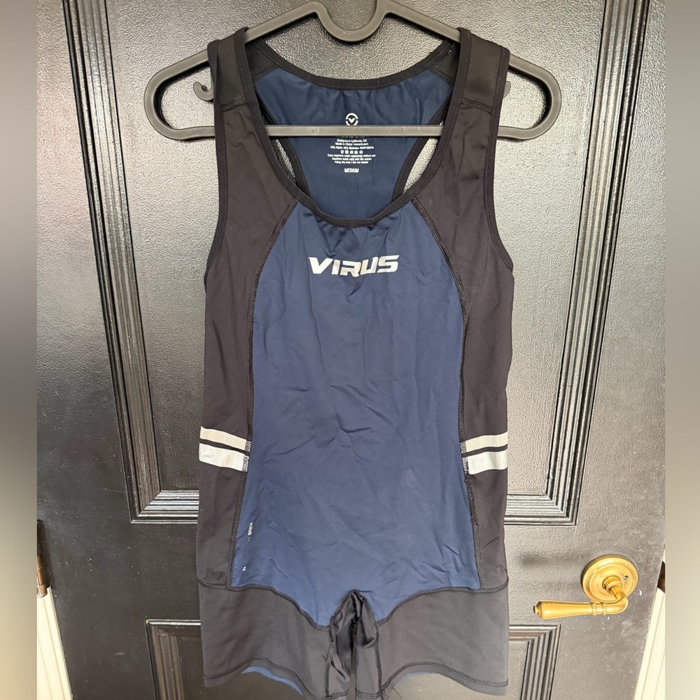 VIRUS Weightlifting/Wrestling Singlet Women’s Medium Blue